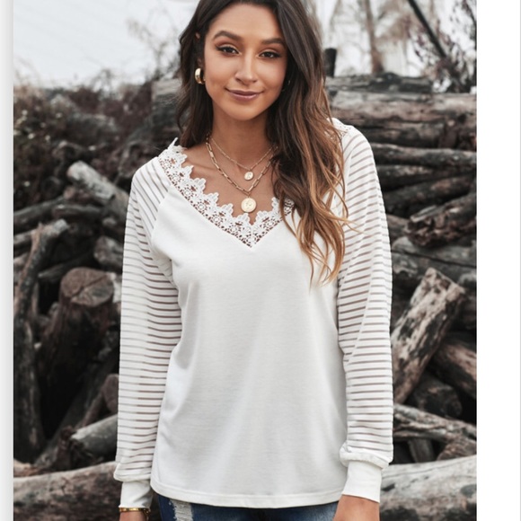 Sexy V-Neck White Top w/Opaque Striped Sleeves! - Picture 4 of 9